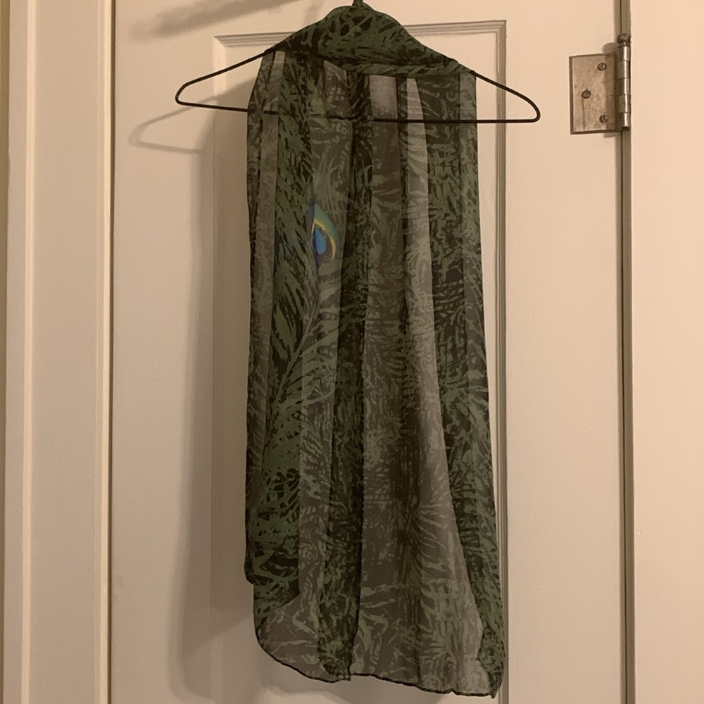 Peacock Motif Scarf Semi-Sheer, 13” x 60”, Neckline Accent, Jacket Accessory EUC - Picture 4 of 8